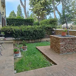 https://villa-il-poggiale-empoli.it-tuscanyhotel.com