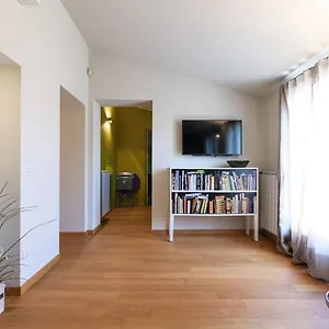 Contempora - Fiori Chiari 26 Milan