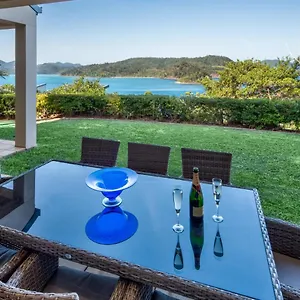 La Bella Waters 1 Wide Reaching Ocean Views And Buggy Holiday home